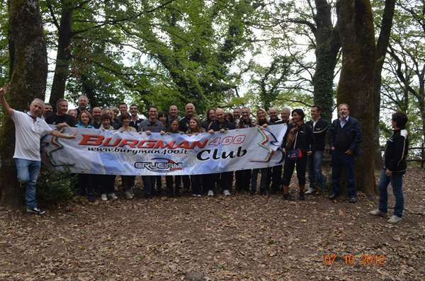 Foto di Gruppo al Lago di Vico (Bis).JPG