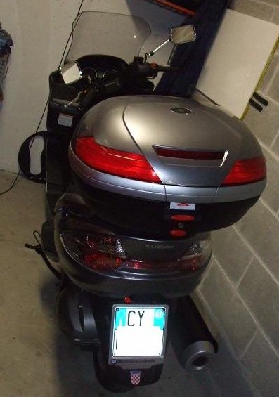 Bauletto GIVI-Suzuki.jpg